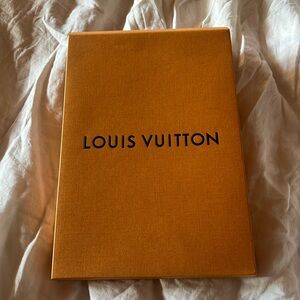 LOUIS VUITTON PACKAGING